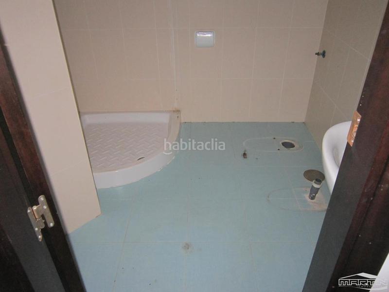 Foto fa1590a9-694f-438e-9523-16eb1e221ba5. Edifici a rute 34 a Luque