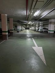 Parking voiture à Calle cartajima 1