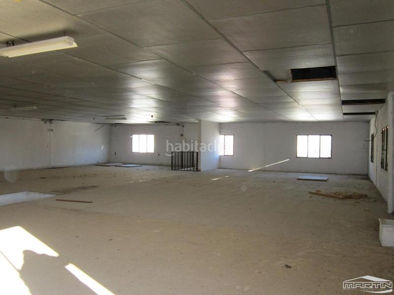 Foto fdc61a92-0b78-4d7a-b3ac-e287ecfbae49. Capannone industriale in los santos 59 in Navas del Selpillar Lucena