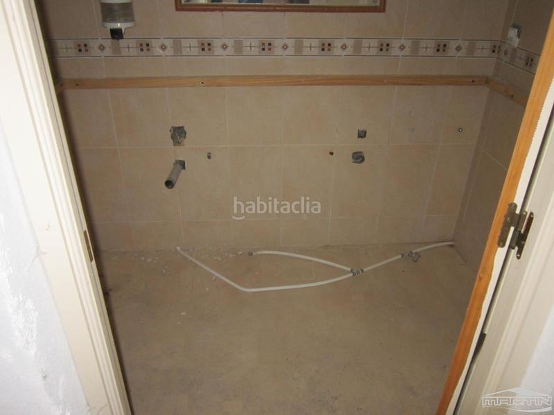 Foto 821a4427-83f8-4d30-84ce-f10768c2a657. Industrial building in los santos 59 in Navas del Selpillar Lucena