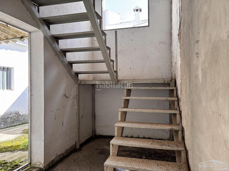 Foto 5901522d-7bfe-4623-92e2-2f0e2bf1f850. Terreno residenziale in egido 22 in Rute