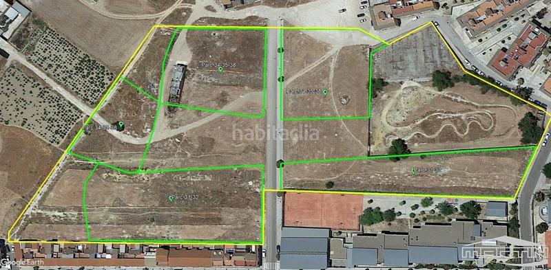 Foto 4f6e15c9-d865-4fe7-ae7c-e1f890c05d99. Terreno residencial en padres oblatos 4 en Aguilar de la Frontera