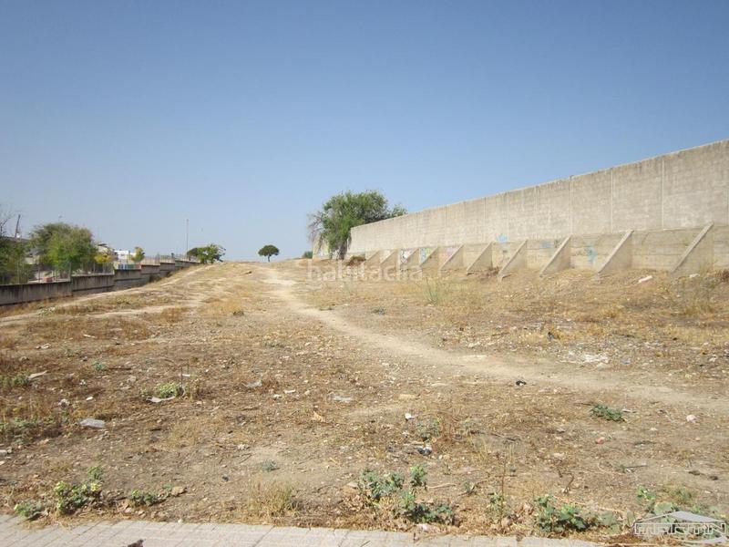 Foto 5ffc97fd-4f2d-4a6f-a8a1-94ac0bc053af. Terreno residencial en padres oblatos 4 en Aguilar de la Frontera