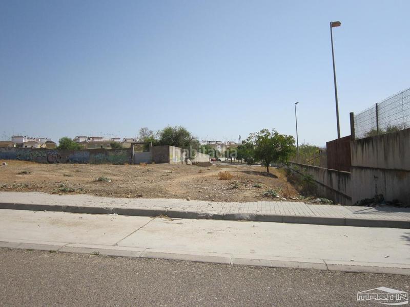 Foto 72f8fb27-1edb-4c3a-a979-fa4ac8d664d2. Terreno residencial en padres oblatos 4 en Aguilar de la Frontera