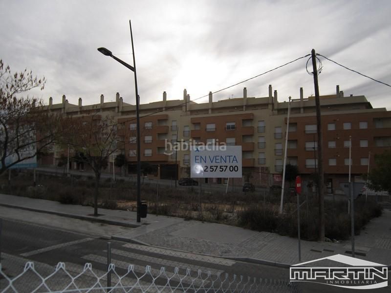 Foto c70f61ec-711a-4aad-a7a4-0b5d07a3a0bd. Terreno residencial en de joan margarit 54 en El Valle Lucena