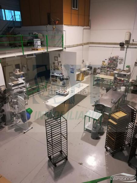 Foto 02eb90c8-1e58-46c3-ab35-a8c79cc36183. Bâtiment à usage industriel dans Las Vegas - Campoaras Lucena