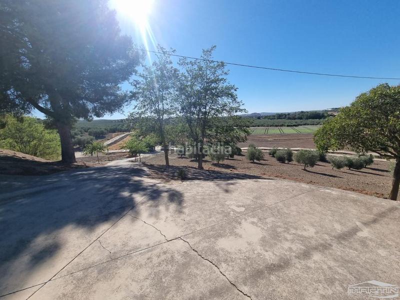 Foto b418caaf-2c2e-47f1-94cf-93d022b4bc71. Casa con piscina in Cabra