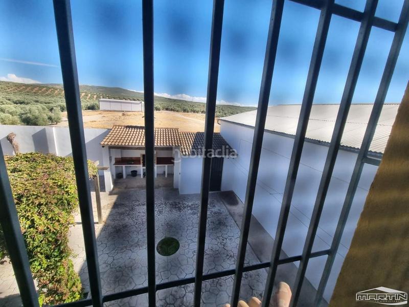 Foto c1899283-48aa-46b2-86d2-e418fe8c3687. Casa con piscina in Cabra