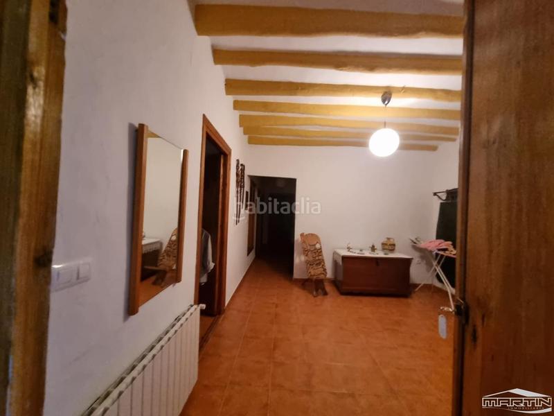 Foto c7c8e37e-0394-4279-9ed2-f88adc345e03. Casa con piscina in Cabra