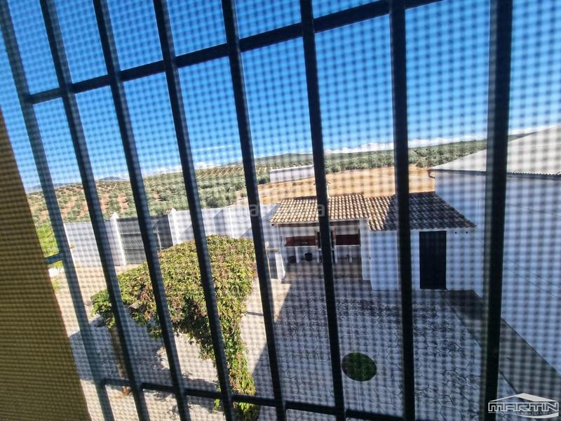 Foto 4093f515-2f79-4973-9132-f0493cba227d. House with pool in Cabra