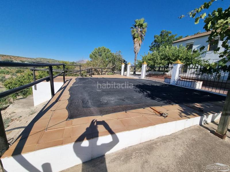 Foto cf1f802b-37b9-41f1-94d5-93e724fa64e5. House with pool in Cabra