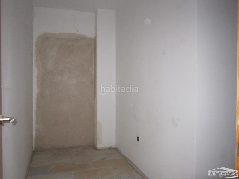 Foto 2c2d9f7a-16cf-471f-a115-967b42098ca4. Alquiler local comercial en de la infancia 4 en Las Tinajerías - Juderías Lucena