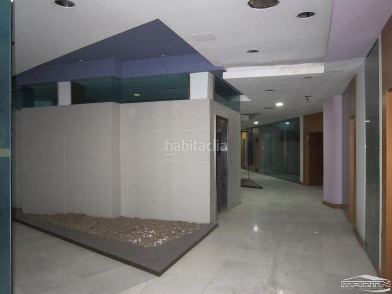Foto 97aeb06d-86e0-4281-b1c2-7a1ea4df569c. Lloguer local comercial a de la infancia 4 a Las Tinajerías - Juderías Lucena