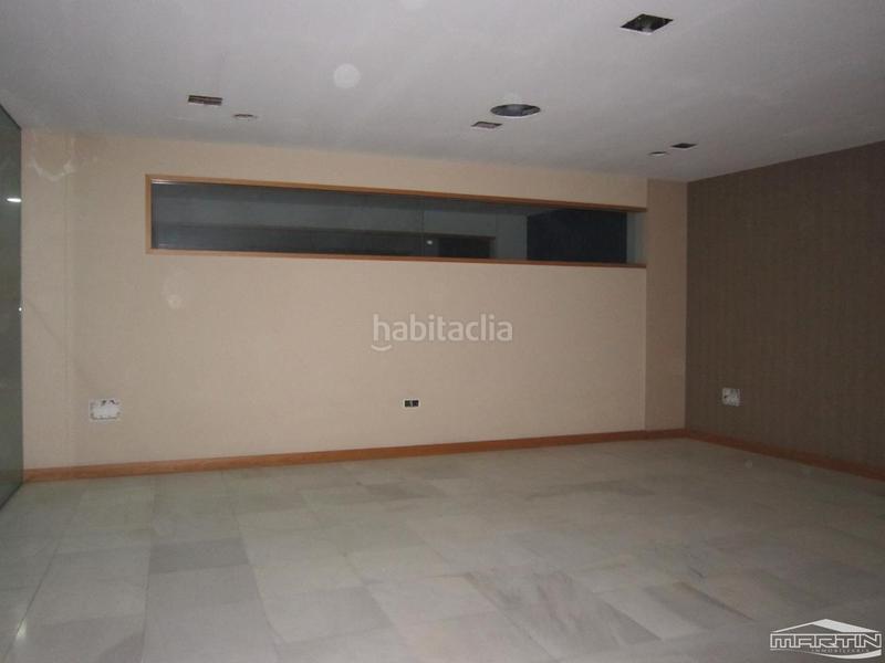 Foto a175f4e1-1292-4b43-89dd-ee825e890872. Lloguer local comercial a de la infancia 4 a Las Tinajerías - Juderías Lucena