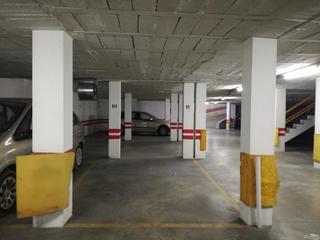 Car parking in Las Tiendas