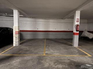 Parking coche  Ancha