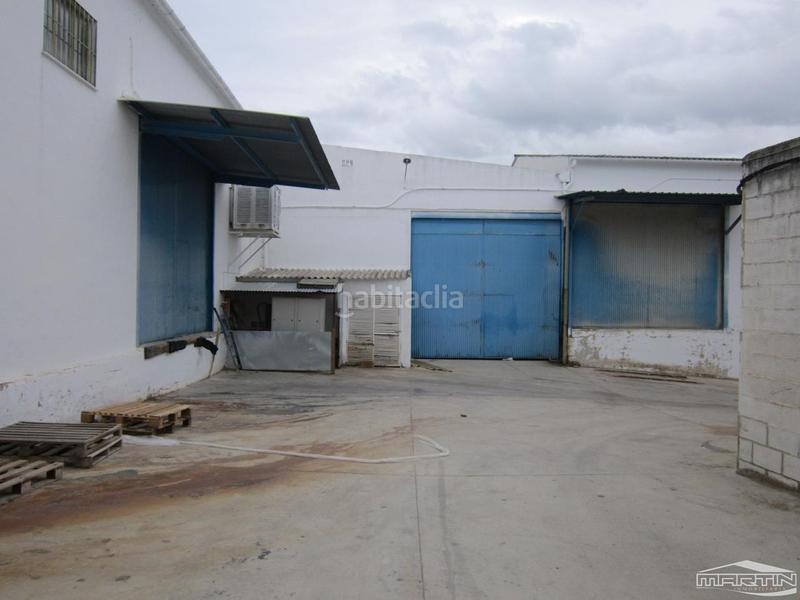 Foto c3ad0914-65d9-4aa6-9b09-ac28a4d364f7. Capannone industriale in Poleares Lucena