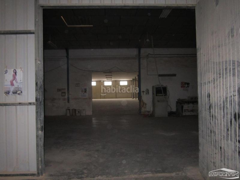 Foto ea11d5e7-e0f9-4572-a744-4c497c9503f5. Capannone industriale in Poleares Lucena