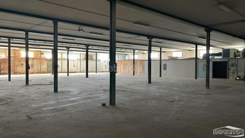 Foto d0174652-75eb-4c51-aeaf-72caf3dbfff3. Nave industrial en Poleares Lucena