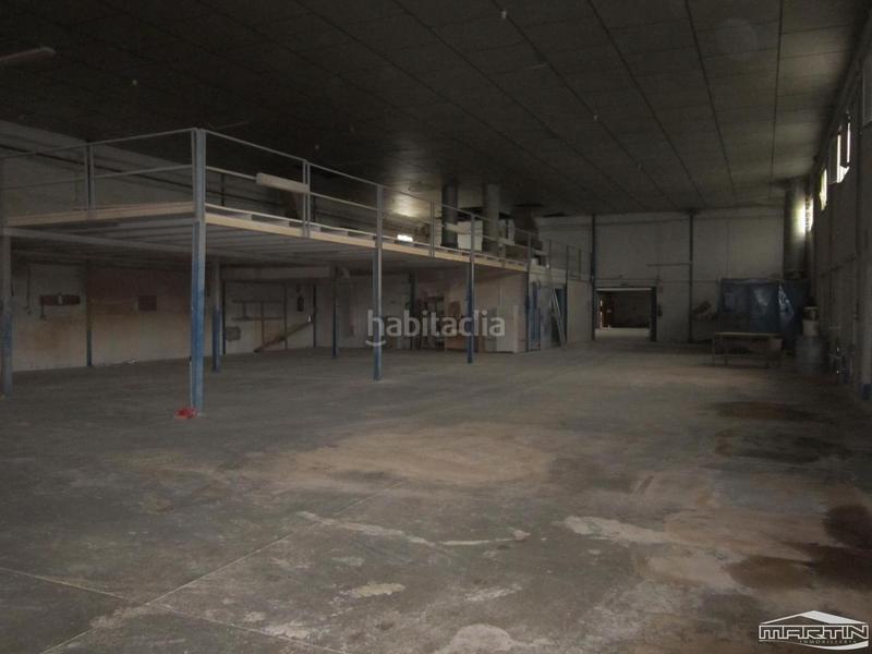 Foto 1ce8981e-ab2b-4d5b-a7c9-27e2abbed040. Affitto capannone industriale in Poleares Lucena