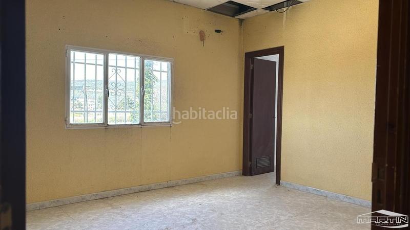 Foto 15e83e48-1cea-4bfc-b2c3-a04472d53553. Alquiler nave industrial en Poleares Lucena