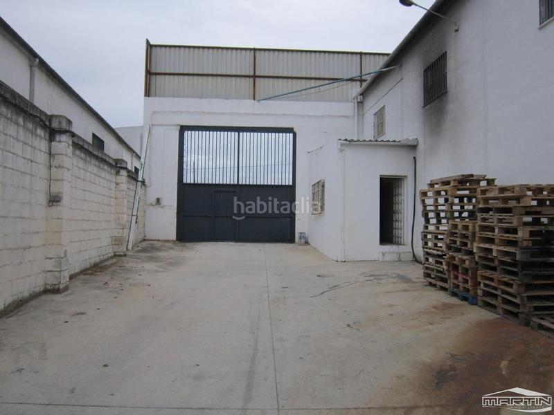 Foto 40ae7eb0-bef9-4d52-b408-819a06aab99c. Alquiler nave industrial en Poleares Lucena