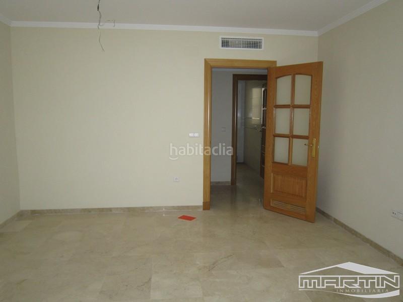 Foto 10df07b0-f186-46e2-bd74-e90ec2c142e8. Piso en de luis alberto de cuenca 70 en El Valle Lucena