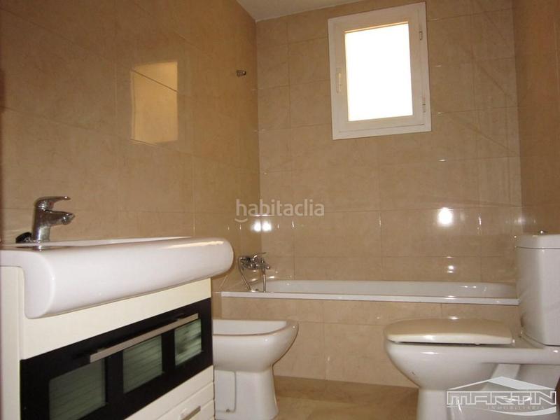 Foto 35db65a8-a900-4a00-ba9b-f0b93ae75c29. Piso en de luis alberto de cuenca 70 en El Valle Lucena