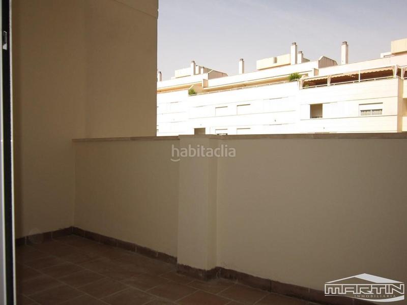 Foto c7737a4a-de4f-44d0-a429-bb8c322ab9a0. Piso en de luis alberto de cuenca 70 en El Valle Lucena