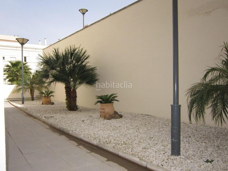 Foto e05b1a32-316d-41fa-9933-6b2273637d19. Piso en de luis alberto de cuenca 70 en El Valle Lucena