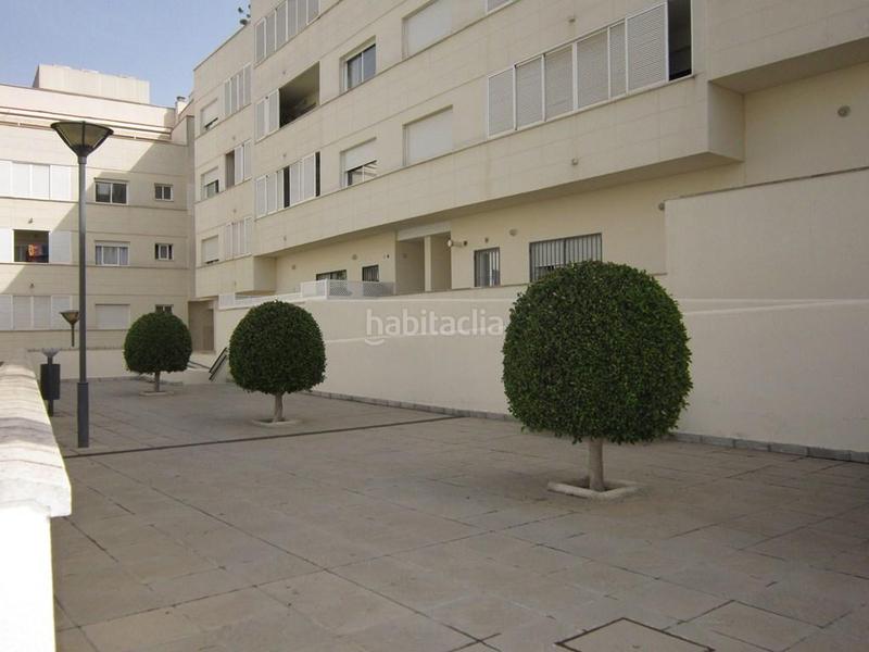 Foto e09f714e-325b-4431-89e2-75cba859e9f6. Piso en de luis alberto de cuenca 70 en El Valle Lucena