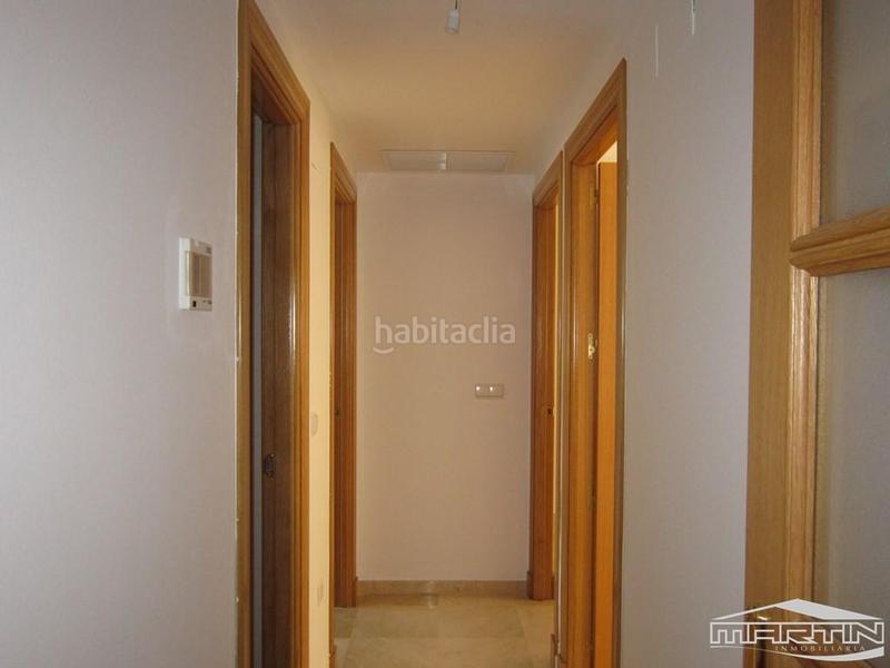 Foto b615877b-2806-4c6c-b528-c5707bf79c45. Piano terra in de luis alberto de cuenca 70 in El Valle Lucena