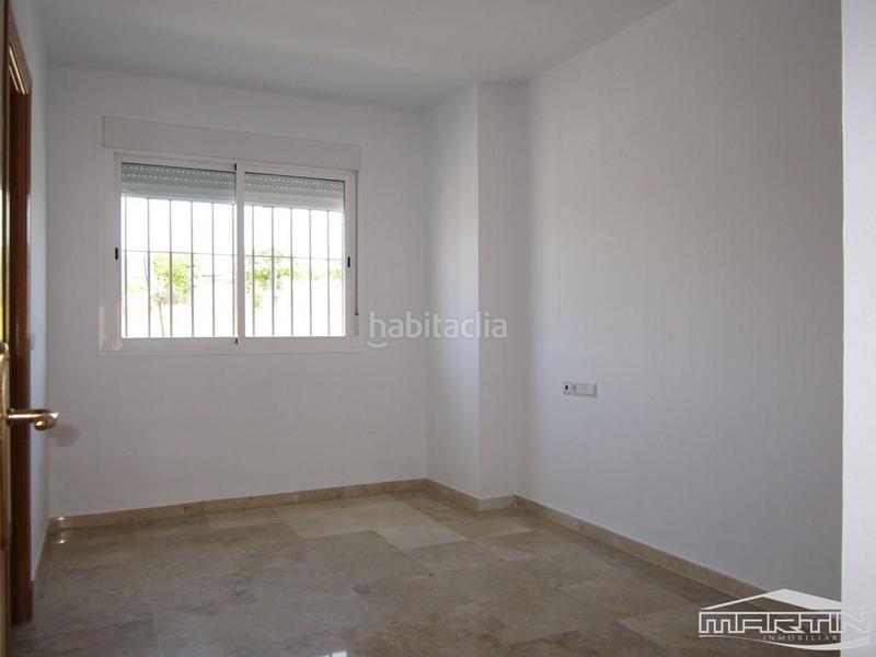 Foto cbbb4fd2-7649-4277-8c43-d17b03093535. Planta baixa a de luis alberto de cuenca 70 a El Valle Lucena