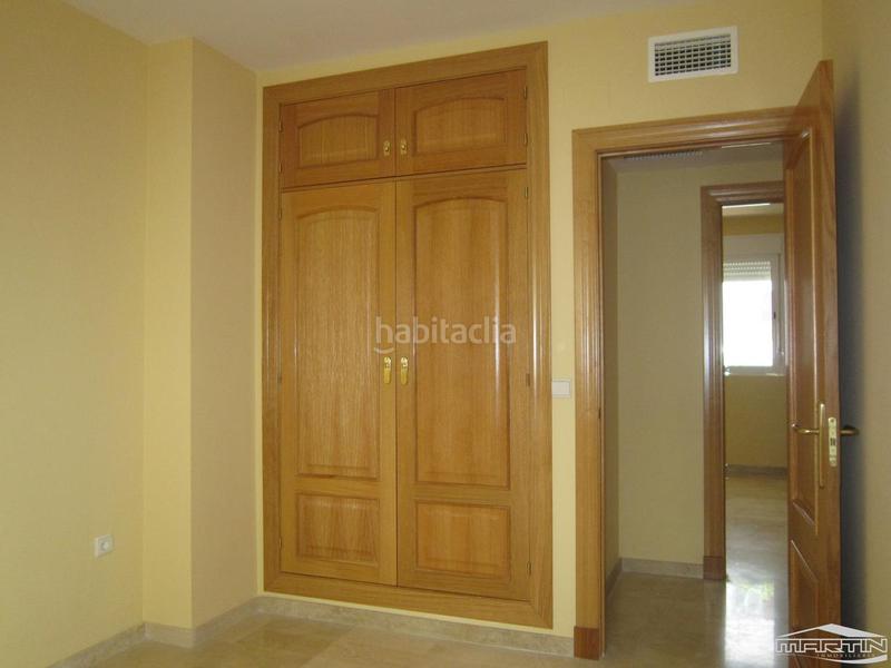 Foto d30c2f7a-c343-4d25-a798-59648810f690. Appartamento in de luis alberto de cuenca 70 in El Valle Lucena