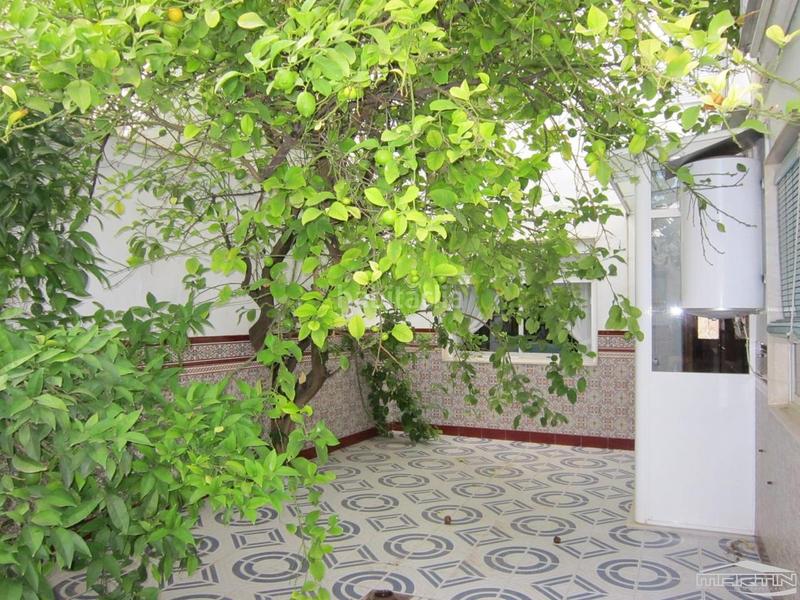 Foto de5b0c8b-bb50-4276-82c4-d040e7b70302. Casa en Centro Lucena