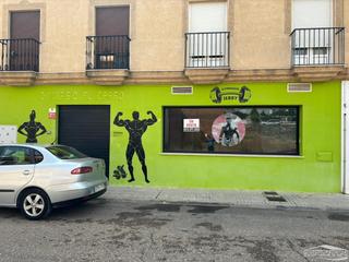 Local Comercial a Gutiérrez de salamanca 33