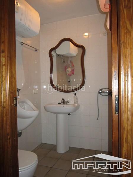 Foto 25441fd4-deee-4a5b-b664-ab7e41f6d12c. Local comercial en El Valle Lucena