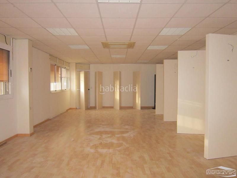 Foto aab5a970-0f89-4310-9099-27ef5d78b89e. Bâtiment à usage industriel dans Poleares Lucena