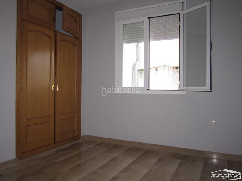 Foto 49556d24-9d5e-4db9-bcd7-3eb319080f13. Alquiler piso en Centro Lucena