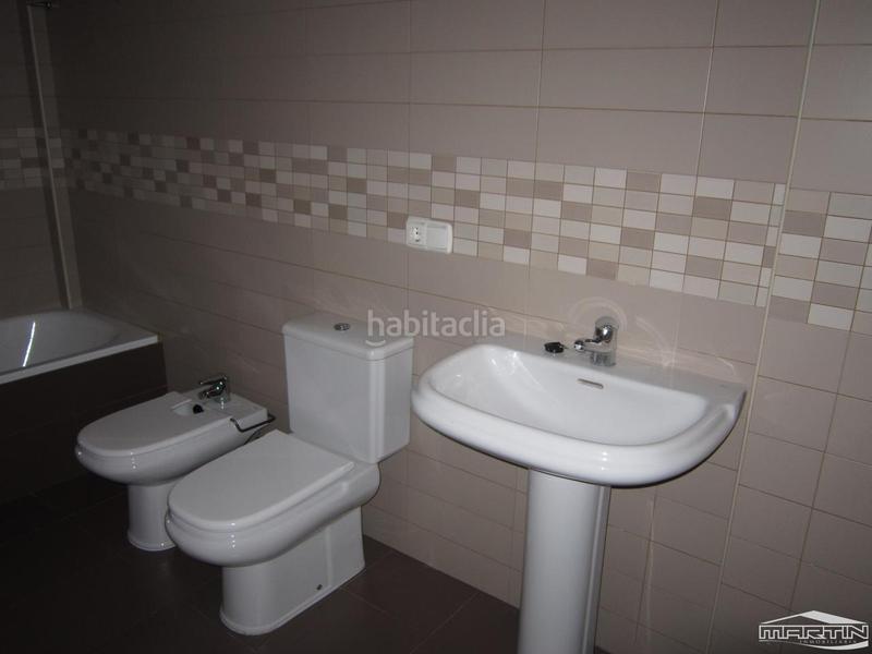 Foto 609a5c06-89c4-4a14-99df-4bed8d2b28b0. Alquiler piso en Centro Lucena