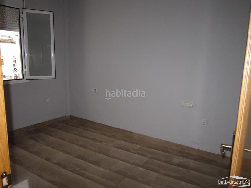 Foto 83e4883a-c3c6-4410-9762-2ae5a1d13676. Alquiler piso en Centro Lucena
