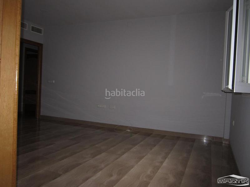 Foto a43436cd-a053-4180-8424-b41967b74049. Alquiler piso en Centro Lucena