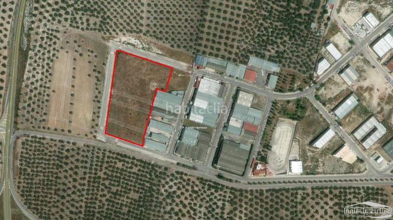 Foto efd9dfe8-849c-4577-a2ef-6f995a00c14b. Terreny residencial a polígono industrial vado hermoso a Cabra