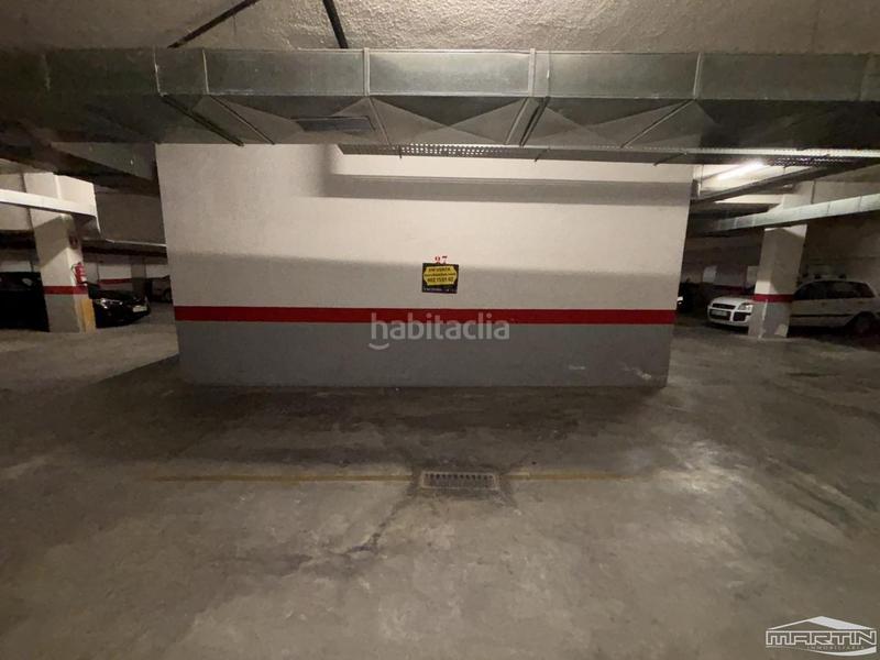 Foto e31e8907-e6cf-4ce5-99c1-2685814e48a5. Parking coche en treinta y uno de octubre 20 en Rute