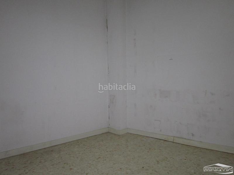 Foto 425bdfcc-8d9d-4423-9323-1233b759dfa2. Business premise in Centro Lucena