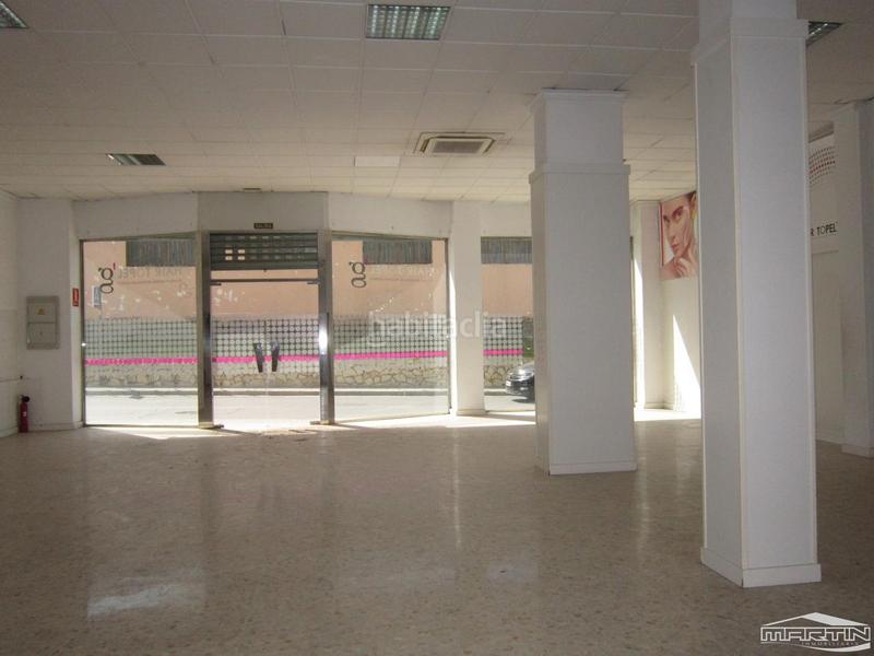 Foto 6d46099a-f262-465c-bd20-b8fe0f8a3bfe. Business premise in Centro Lucena