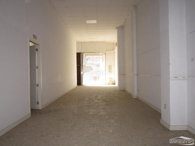 Foto bcab8f9d-4b33-42c3-a2bc-dd23f35b6cb3. Business premise in Centro Lucena