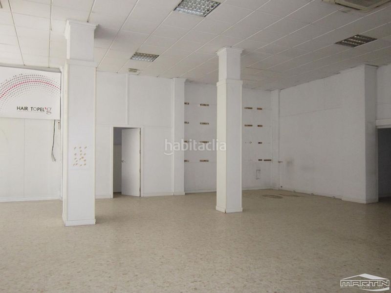 Foto 069103e6-eb7d-47c9-9d67-d05e085cba70. Local comercial a Centro Lucena
