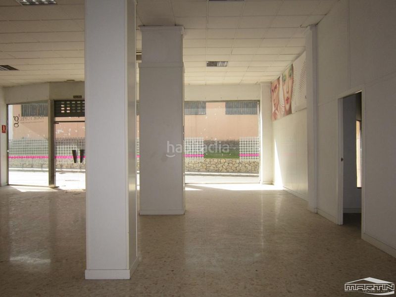 Foto 1286ec2a-e4f8-46e7-a952-a678bcd6a8af. Local comercial a Centro Lucena