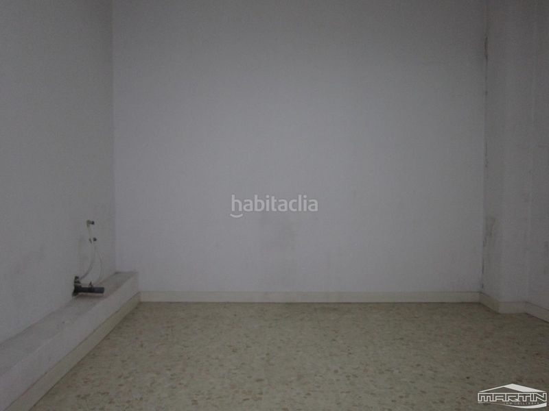 Foto 3e490792-c697-4c00-bbf7-0a9ec7fe3505. Local comercial a Centro Lucena